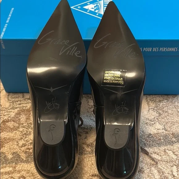 John Fleuvog  Lace-Up Women's Shoes - Picture 4 of 7